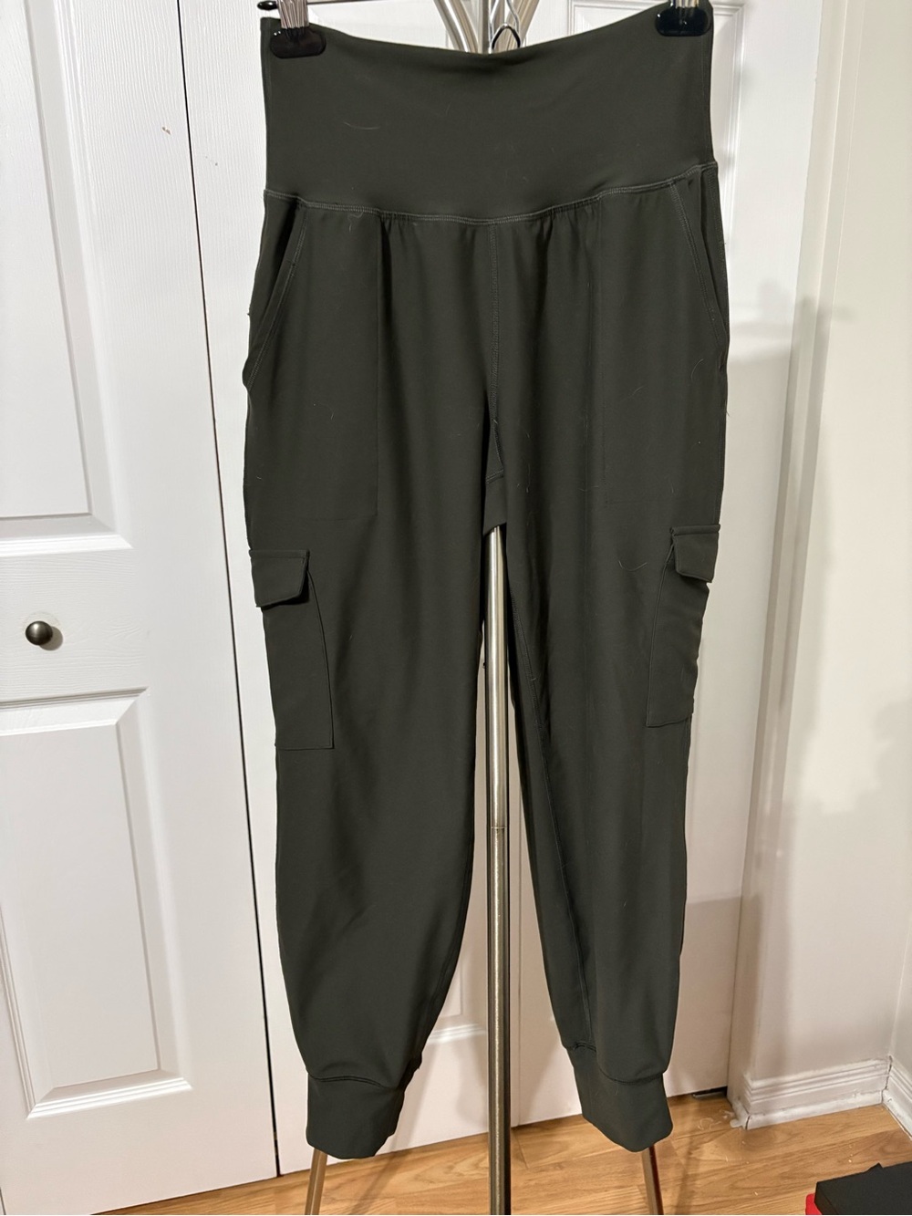 Old Navy Olive Cargo Jogger Pants